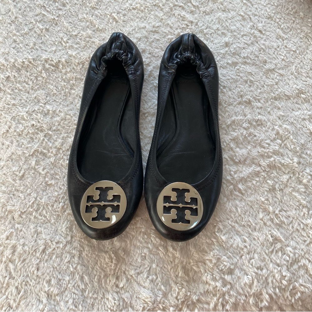 Gently used and loved Tory Burch Minnie Travel Ballet Flats